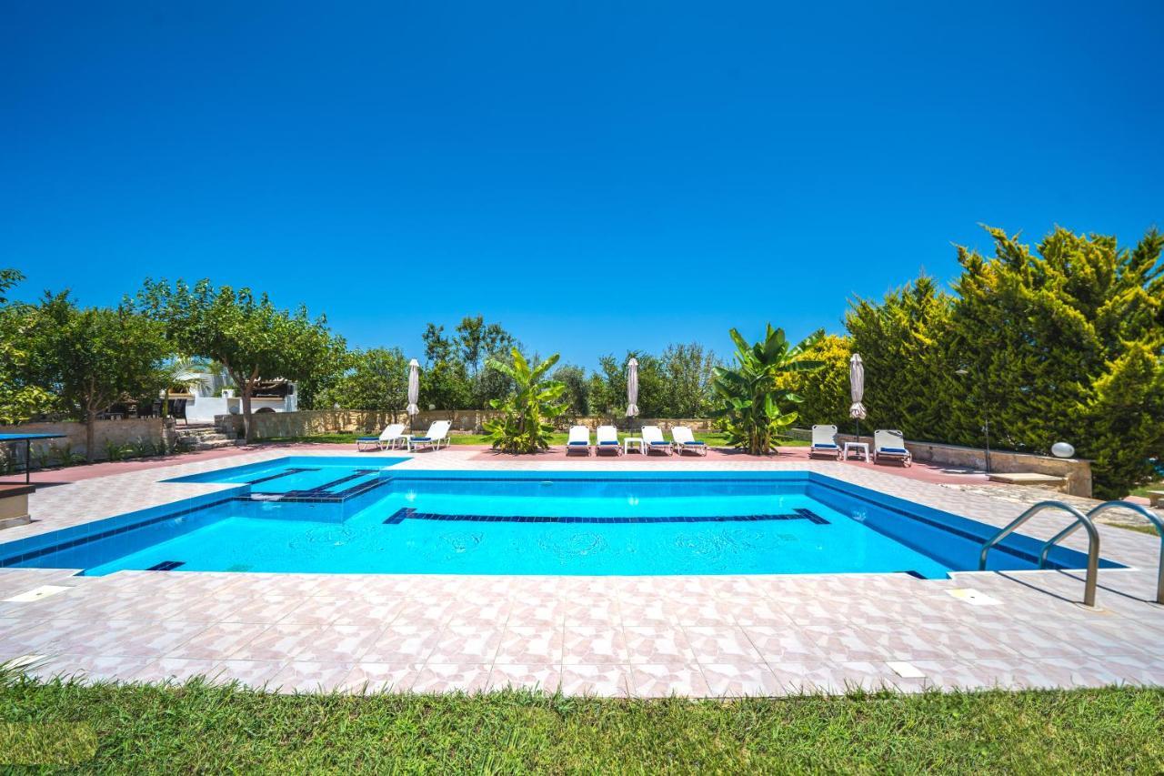 Villas Louloudaki Loutra Exterior foto