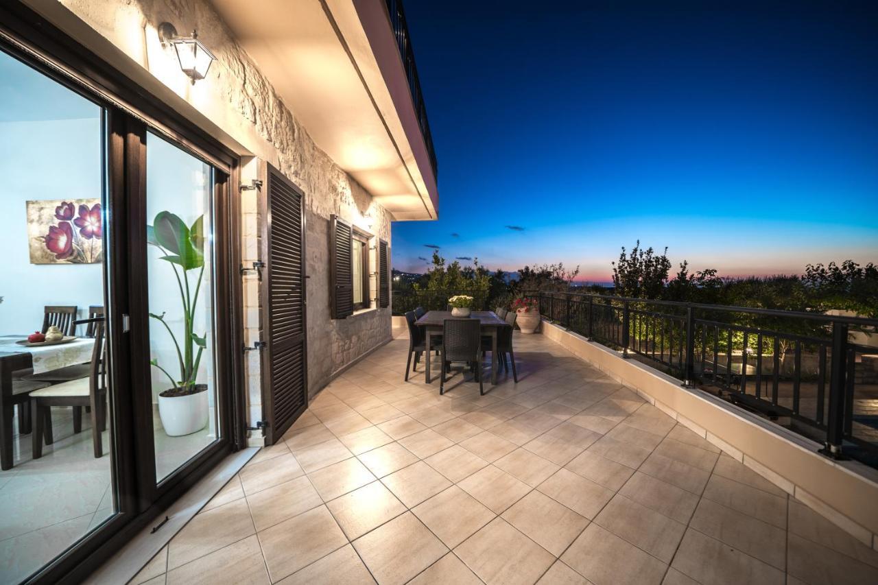 Villas Louloudaki Loutra Exterior foto