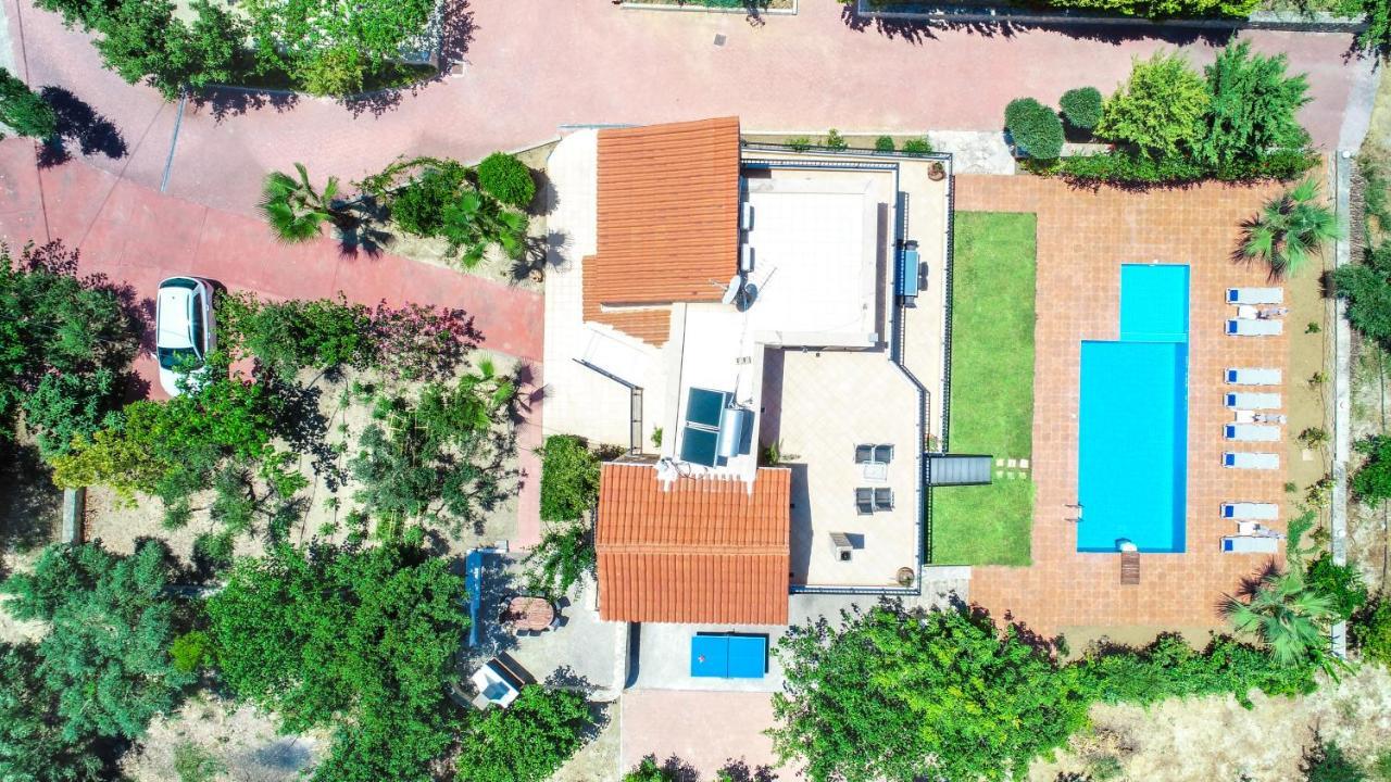 Villas Louloudaki Loutra Exterior foto